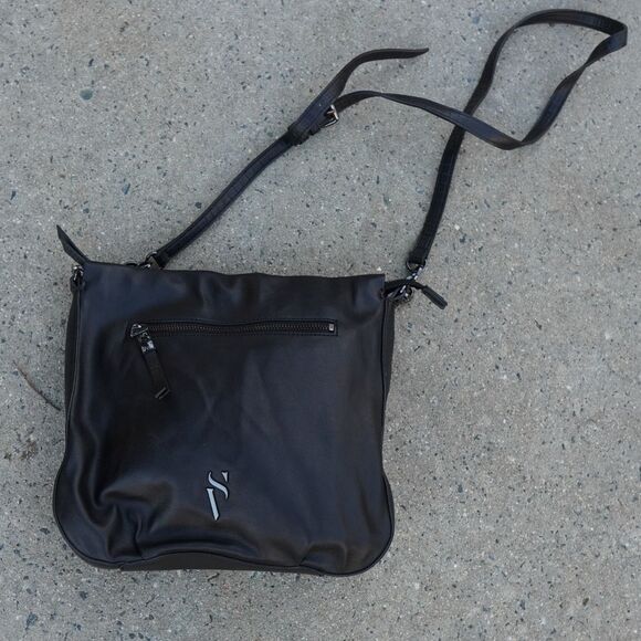 Simply Vera Vera Wang Remsen Crossbody Bag Faux Leather Black Minimalist Casual - Picture 3 of 13